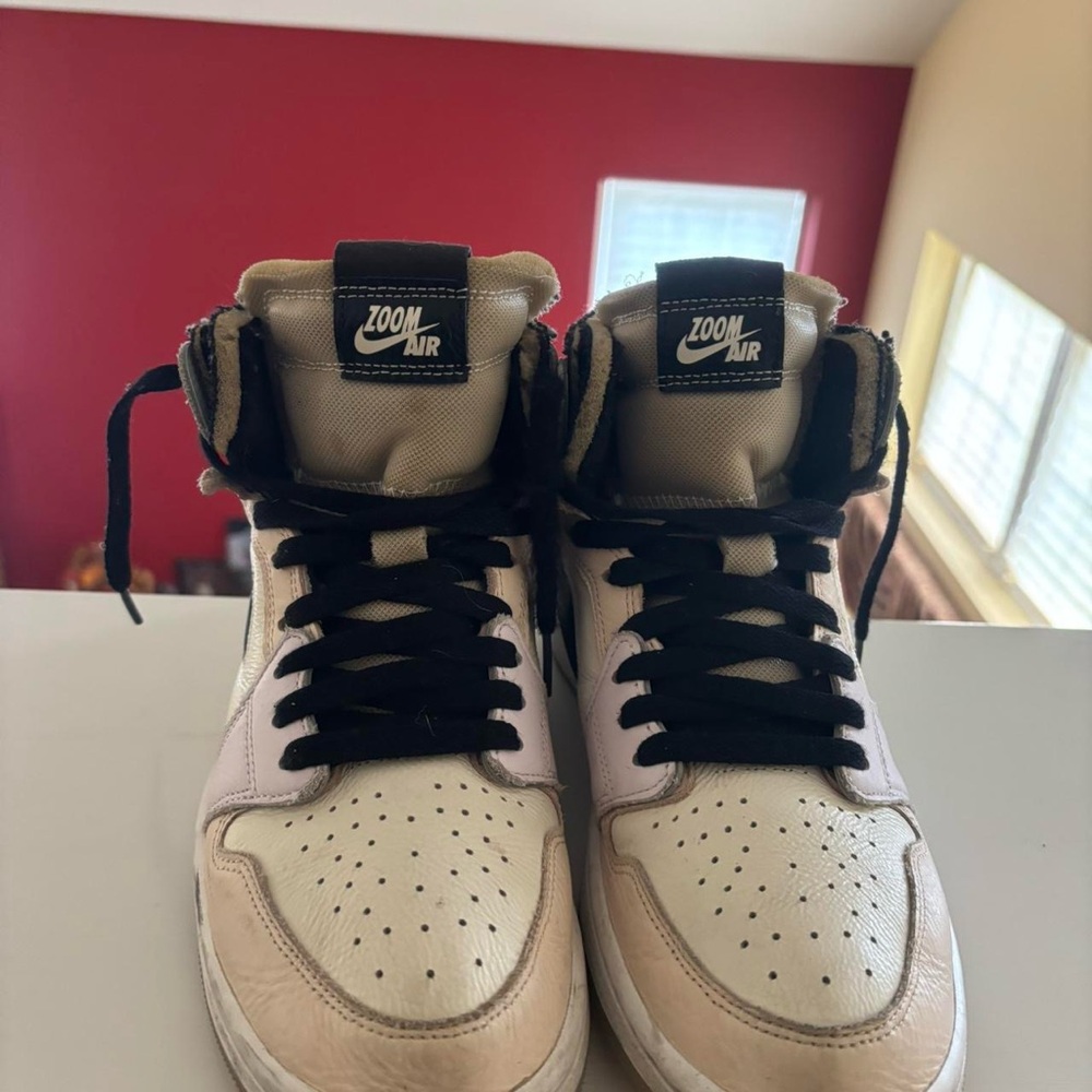 Jordan Women's Sneakers in Black and Cream